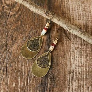 1pair‎ Bohemian Vintage Style Flower Carved Drop Earrings